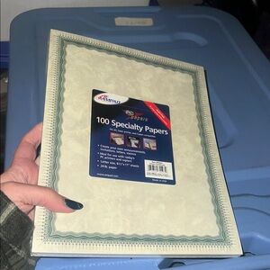 Specialty Papers - Cream - 100 count